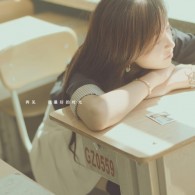 什么生肖摇头摆尾走前面